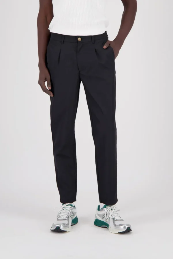 Light Chino - Black