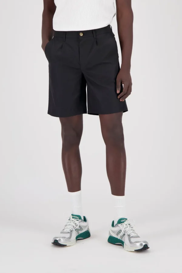 Shorts with Pleats - Black